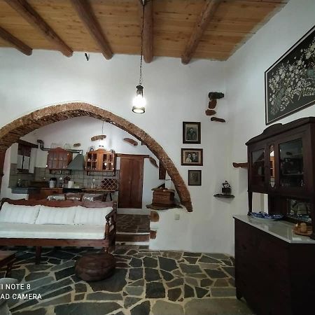 Afrodite'S House-Restaurated Oil Factory Agia  외부 사진