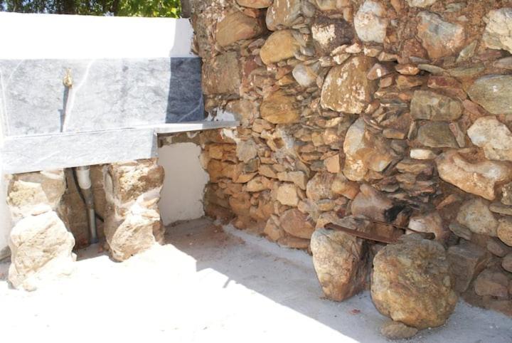 Afrodite'S House-Restaurated Oil Factory Agia  외부 사진
